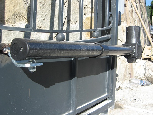 KRONO CLASSICO - линейные привода CAME (Италия) для распашных ворот (до 800 кг)
